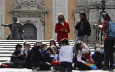 Τέλος οι περιορισμοί στην Ιταλία: Καταργείται η επίδειξη πιστοποιητικού εμβολιασμού και το PLF