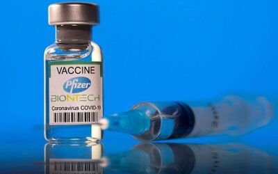 ΤΑ ΠΑΡΕΝΕΡΓΕΙΟΓΏΝΑ ΕΜΒΌΛΙΑ mRNA. Η Pfizer προσέλαβε εκατοντάδες εργαζόμενους λόγω της «μεγάλης αύξησης ανεπιθύμητων παρενεργειών και θανάτων, από τα εμβόλια».