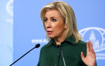 Ζαχάροβα – νέα πυρά κατά της Ελλάδας: “Σας βοηθήσαμε να απελευθερωθείτε, εσείς απελαύνετε Ρώσους διπλωμάτες”