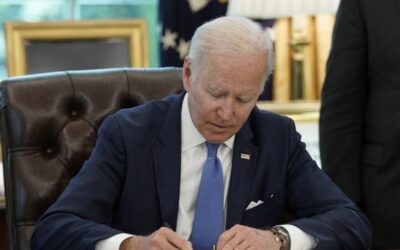 ΗΠΑ: Ο Μπάιντεν ενεργοποίησε πρόγραμμα του Β’ Παγκοσμίου Πολέμου για να στείλει άμεσα στρατιωτική βοήθεια στην Ουκρανία