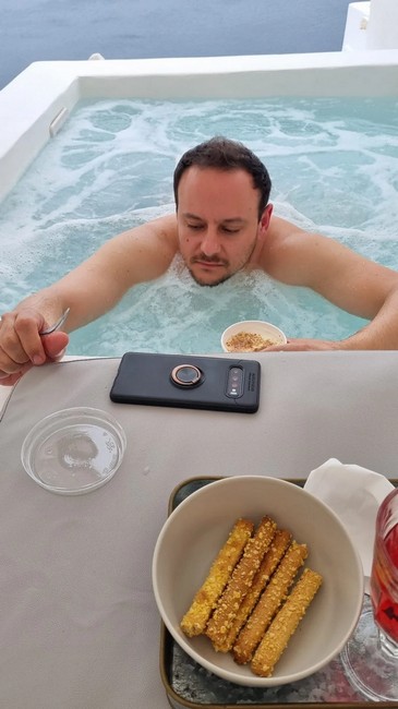 Σάλος στους πολίτες με την επίδειξη χλιδής απο τον Γκικα Μαγιορκίνη