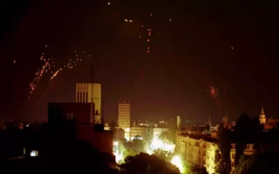 Το ΝΑΤΟ βομβαρδίζει τη Γιουγκοσλαβία: Η Ιστορία παραγράφει τις αμαρτίες των δυνατών – Οι άμαχοι πληρώνουν πάντα τα λάθη των ανίσχυρων