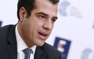 Πλεύρης σε ΣΚΑΪ: Εκτιμώ ότι από Σεπτέμβριο θα πάμε σε 4η δόση εμβολίου για όλους