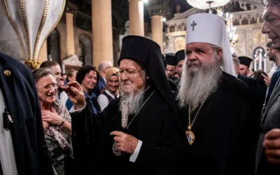 Φανάρι: Συλλείτουργο την Πεντηκοστή, του Πατριάρχη Βαρθολομαίου με τον σχισματικό Αρχιεπίσκοπο Αχρίδος
