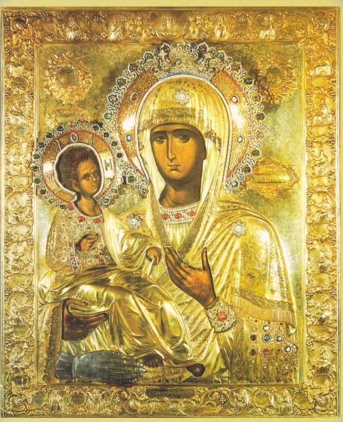 Αστυνομικοί χτυπούν τον π. Στυλιανό Καρπαθίου (ώστε να μην λειτουργήσει στον Προφήτη Ηλία Υμηττού!)