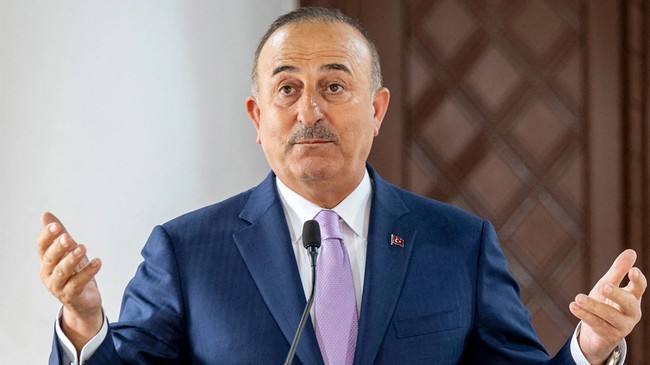 Τσαβούσογλου – Μπέρμποκ: Σύγκρουση για Αιγαίο, ανθρώπινα δικαιώματα και Συρία