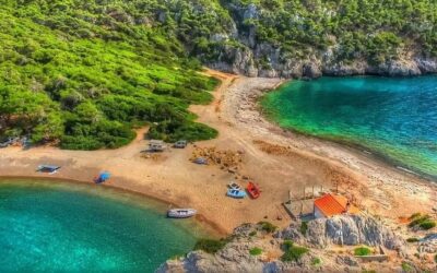 Γνωρίζεις ποιες είναι οι ωραιότερες παραλίες της Πελοποννήσου; 