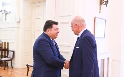 Ο Ν. Δένδιας ενημέρωσε τον Αμερικανό πρέσβη για τις τελευταίες εξελίξεις στην Αν. Μεσόγειο