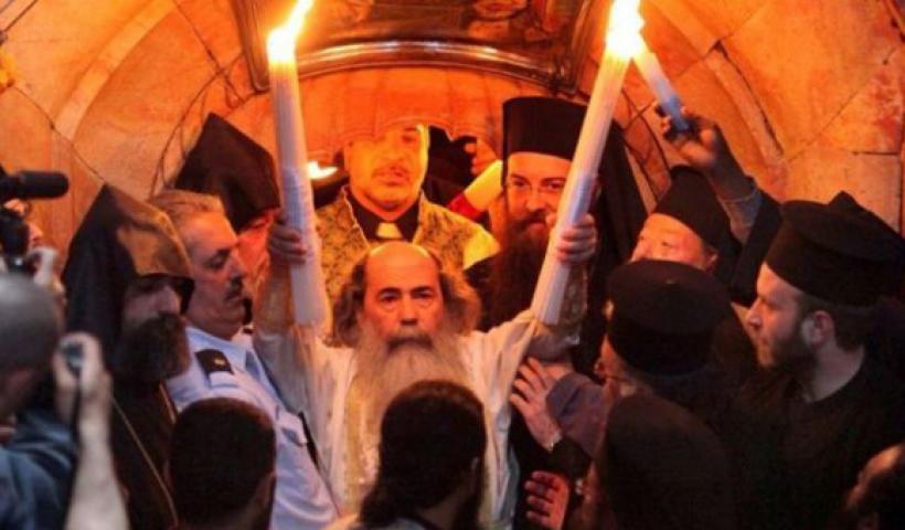 ΑΓΙΟ ΦΩΣ: Το ξεσκέπασμα του “συκοφάντη” δημοσιογράφου και η απάντηση του Πατριαρχείου Ιεροσολύμων – Συγκλονιστική μαρτυρία του Πατριάρχη Ειρηναίου