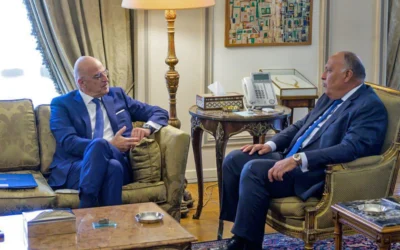Δένδιας από Αίγυπτο: Θα υπερασπιστούμε με κάθε νόμιμο μέσο τα κυριαρχικά μας δικαιώματα