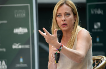 Τζόρτζια Μελόνι: Τι έλεγε η ίδια για το πιστοποιητικό εμβολιασμού το Νοέμβρη του 2021;