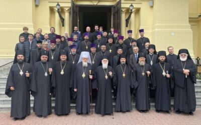 Ο ΔΙΩΓΜΟΣ ΤΩΝ 90 ΕΠΙΣΚΟΠΩΝ ΤΗΣ ΟΥΚΡΑΝΊΑΣ ΧΑΡΙΣ ΤΩΝ ΑΝΑΘΕΜΑΤΙΣΜΕΝΩΝ!