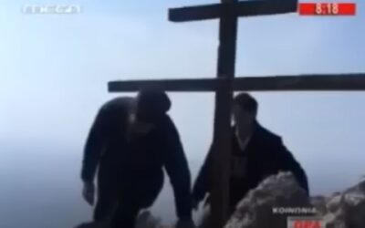 Δείτε το βίντεο “Οι 300 ερημίτες του Αγίου Όρους! Οι ασκητές και τα “φρικτά” Καρούλια!!! Ρεπορτάζ : Γιώργος Θεοχάρης” στο YouTube