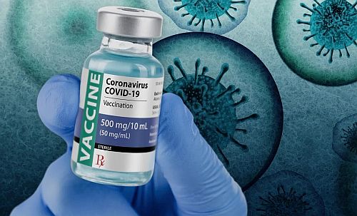 Dr Ryan Cοle: «Τα εμβόλια κατά της Covid-19 προκαλούν όλα τα είδη καρκίνων”