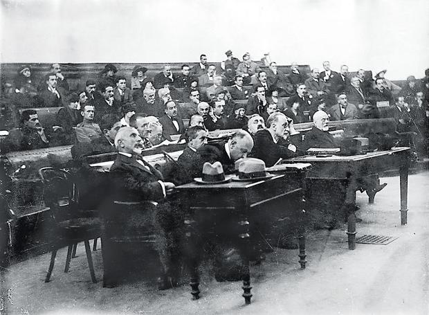 15 Νοεμβρίου 1922. Η Δίκη των Έξι – Μετεώρων Λιθόπολις