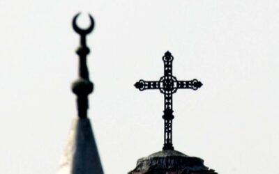 Διατὶ Ἱεράρχαι δωρίζουν βιβλίον, τὸ ὁποῖον πολεμεῖ τὴν Ἁγίαν Τριάδα;