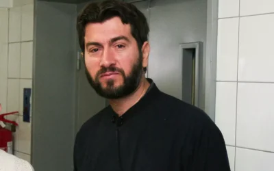 Κιβωτός του Κόσμου: ο πατήρ Αντώνιος – «Νιώθει πίκρα για τα παιδιά που τον κατήγγειλαν»