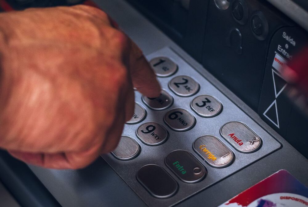 Προσοχή: Αν έχετε αυτό το PIN στην κάρτα σας αλλάξτε το αμέσως – Συναγερμός στα ATM