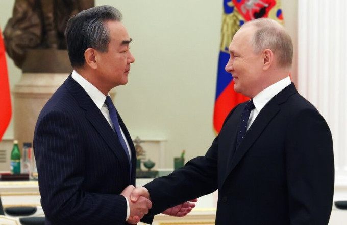 Κίνα: Γιατί πιθανόν να μην βιάζεται να τελειώσει ο πόλεμος της Ρωσίας στην Ουκρανία