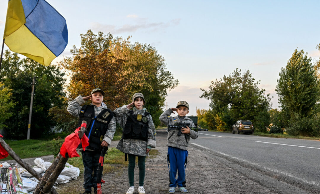 Πόλεμος στην Ουκρανία: Καθημερινά σκοτώνονται ή τραυματίζονται 4 παιδιά