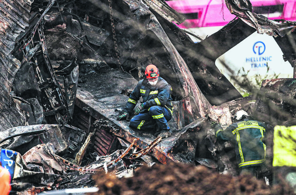 Συγκλονίζει ιατροδικαστής για αγνοούμενη φοιτήτρια στα Τέμπη: «Δεν έχουμε τι να παραδώσουμε στους συγγενείς»