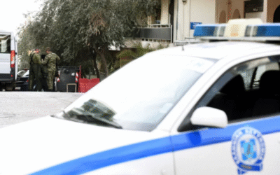 Φρίκη στα Πατήσια: Κλείδωσαν τα παιδιά τους στο μπαλκόνι και έφυγαν