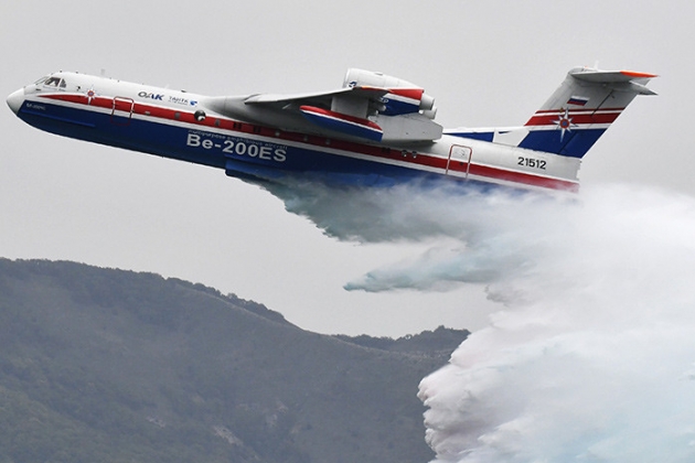 ΣΕ ΚΊΝΔΥΝΟ ΙΕΡΕΣ ΜΟΝΈΣ.             Ἐπιχειροῦν γιά τρίτη ἡμέρα οἱ πυροσβεστικές δυνάμεις