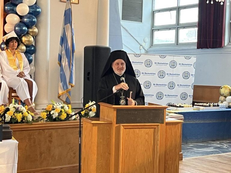 Και διηγώντας τα να κλαις και να γελάς