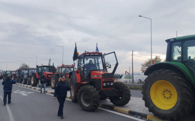 Κινητοποιήσεις και μπλόκα ετοιμάζουν οι αγρότες  σε Ελλάδα και Γερμανία