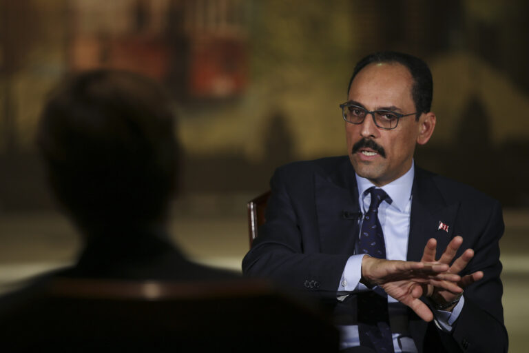 Anadolu: Ο αρχηγός της τουρκικής υπηρεσίας πηροφοριών συνομιλεί με την Χαμάς για ίδρυση παλαιστινιακού κράτους