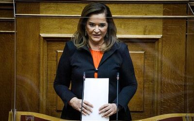 Ἡ κ. Ντ. Μπακογιάννη εἰς Ἰνδίαν διὰ διαλογισμόν!