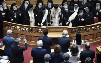 Ο ΆΔΩΝΙΣ ΓΕΩΡΓΙΆΔΗΣ ΣΕ ΡΌΛΟ ΕΚΚΛΗΣΙΟΜΆΧΟΥ ΚΏΣΤΑ ΣΗΜΊΤΗ
