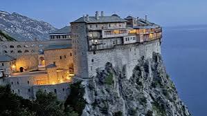 Τι είπε η Παναγία όταν εμφανίστηκε στον πρώτο ερημίτη του Αγίου Όρους