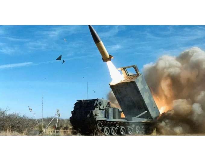 Ο Μπάιντεν έκανε “δώρο” στον Τραμπ με τους πυραύλους ATACMS στην Ουκρανία