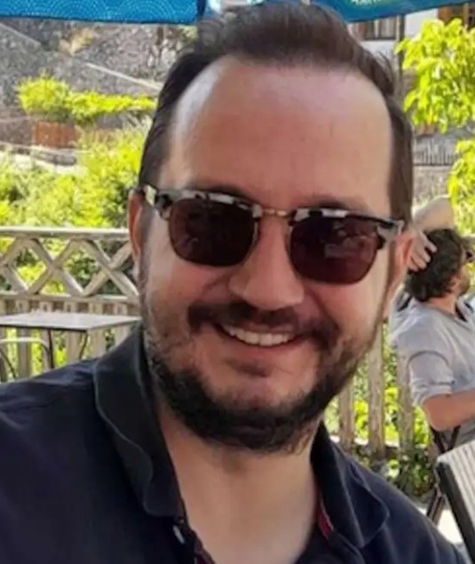 “«ΕΓΩ ΒΡΗΚΑ ΤΟΝ ΠΑΡΑΔΕΙΣΟ ΚΑΙ ΒΛΕΠΩ ΤΟ ΧΡΙΣΤΟ, ΕΣΕΙΣ ΑΡΑΓΕ ΤΙ ΤΕΛΟΣ ΘΑ ΕΧΕΤΕ;»” στο YouTube