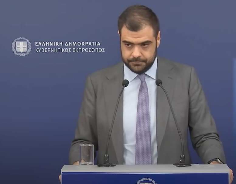 Ο ΜΑΡΙΝΑΚΗΣ για τα επεισόδια στο Σύνταγμα:«Η αστυνομία έκανε πολύ καλά την δουλειά της»” στο YouTube