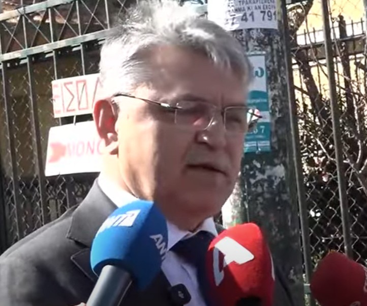 Δείτε το βίντεο “Μήνυση Νατσιού κατά της Εθνικής Πινακοθήκης για βίντεο σε έκθεση: ”Προσβάλλει τα ιερά και τα όσια”” στο YouTube