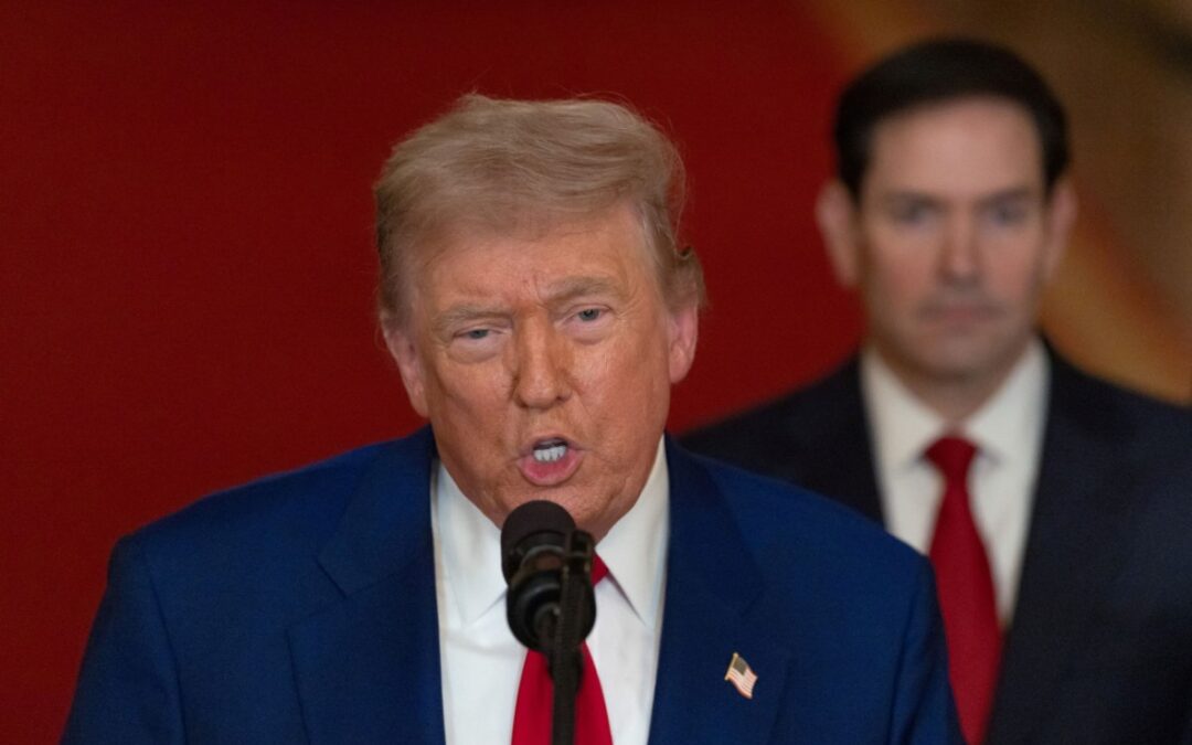 Πυρά Τραμπ σε Μεντβέντεφ: «Για αυτό είναι ο Πούτιν το Αφεντικό»