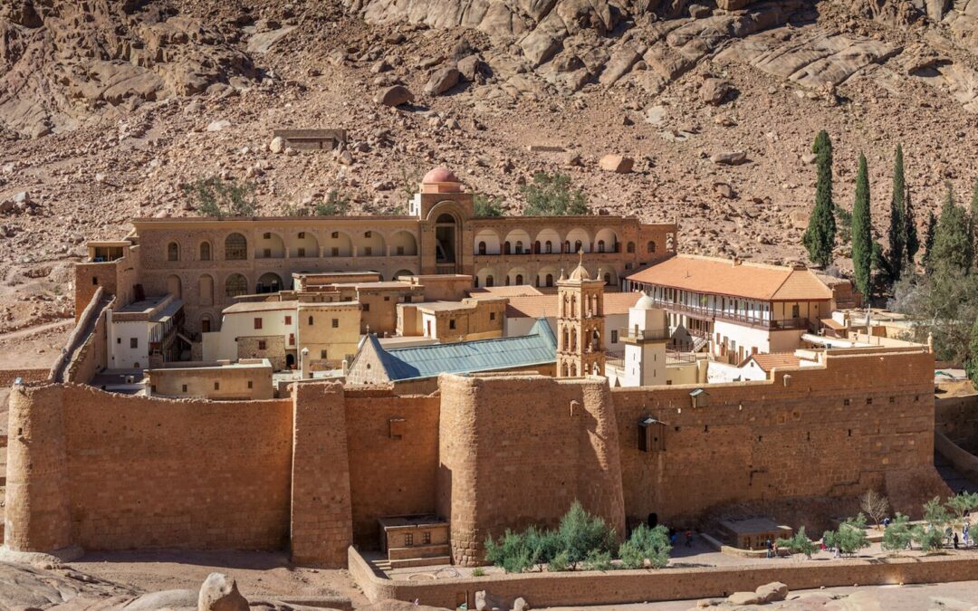 Μονή Σινά: Απόπειρα καθαίρεσης από μοναχούς καταγγέλλει ο Αρχιεπίσκοπος Δαμιανός