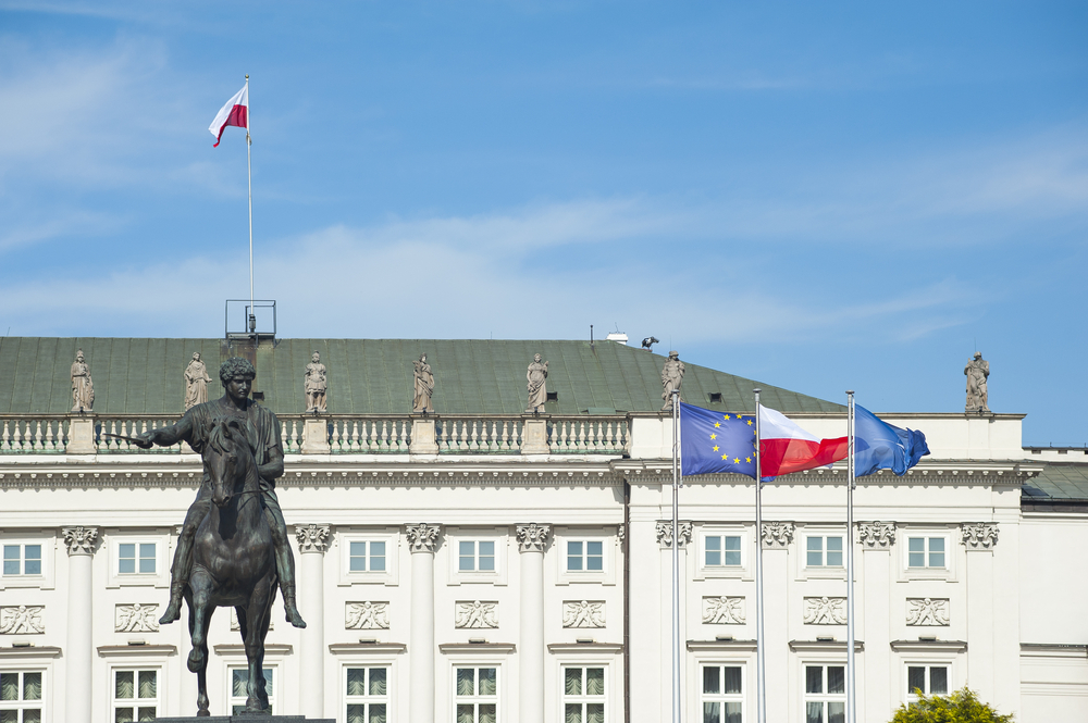 Πολωνία: Απελάθηκε Ουκρανός για το drone πάνω από κυβερνητικά κτίρια