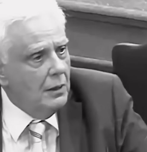 Δείτε το βίντεο ‘Σκάνδαλο οπεκεπε και Εισαγγελείς” στο YouTube