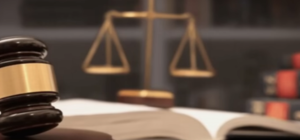 Δείτε το βίντεο “Επανεμφανίστηκε ο Τσιόδρας, δεν θα πιστέψεις τι είπε για τα εμβόλια” στο YouTube