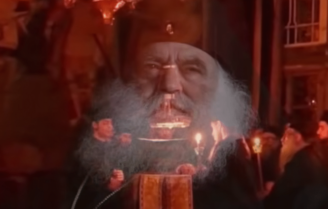 ΓΕΡΟΝΤΑΣ ΠΑΡΘΕΝΙΟΣ: ΘΕΛΟΥΝ ΝΑ ΣΦΡΑΓΙΣΟΥΝ ΤΟΥΣ ΧΡΙΣΤΙΑΝΟΥΣ