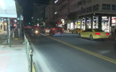 Μάχη για τη ζωή του δίνει 17χρονος που παρασύρθηκε από λεωφορείο στον Πειραιά