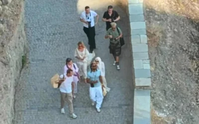Η Madonna στα Μετέωρα: Ιδιωτική επίσκεψη στη Μονή Βαρλαάμ